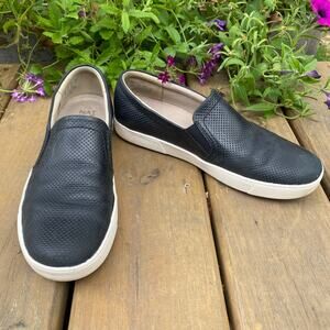 Naturalizer black non slide slip on shoes size 9 wide